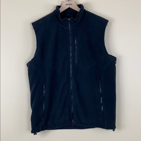 𝅺EDDIE Bauer vest - Picture 1 of 9